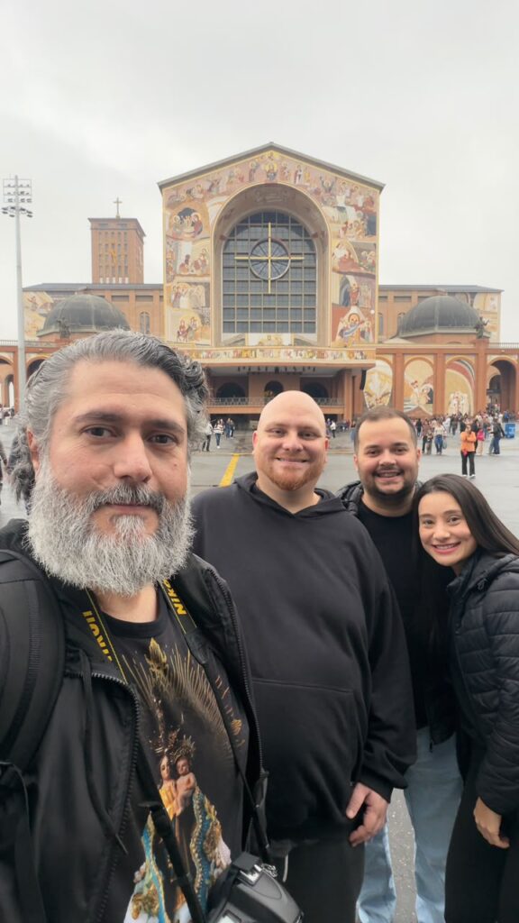 Equipe da Pascom do Rocio no Encontro Nacional da Pascom em Aparecida do Norte
