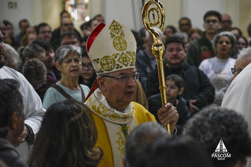 Dom Paulo Romão celebra missa na Diocese de Paranaguá